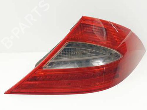 Used Right taillight MERCEDES-BENZ CLS (C219) CLS 320 CDI (219.322) (224 hp) 30633412