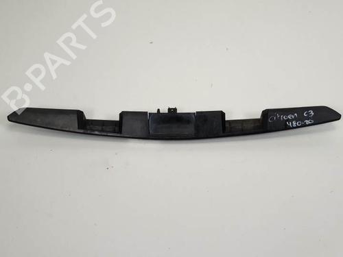 Used Tailgate handle CITROËN C3 I (FC_, FN_) 1.4 HDi (68 hp) 6851525