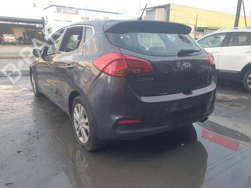Front left seatbelt KIA CEE'D (JD) 1.4 CRDi 90 | BP31656777I26  - Image 9