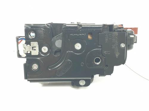 Rear right lock VW TOUAREG (7LA, 7L6, 7L7) 3.0 V6 TDI 3D4839016K