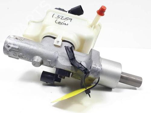 Used Brake master cylinder SEAT LEON (1P1) 1.6 TDI (90 hp) 16098145