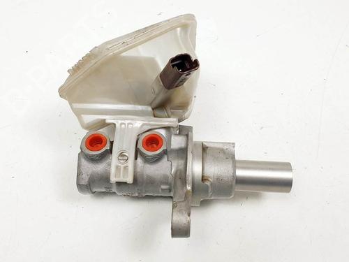 Used Brake master cylinder Brake master cylinder 16500113 16500113