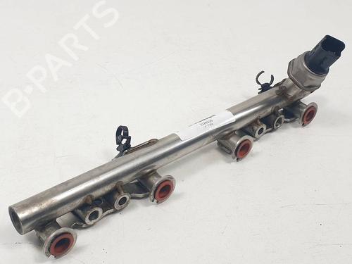 Used Injection rail Injection rail RENAULT MEGANE III Hatchback (BZ0/1_, B3_) 1.2 TCe (BZ2B, BZ11) (116 hp) 31033842 31033842