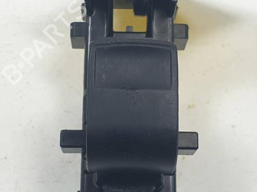 right-front-window-switch-toyota-rav-4-v-_a5_-_h5_-2018-34516036 main image