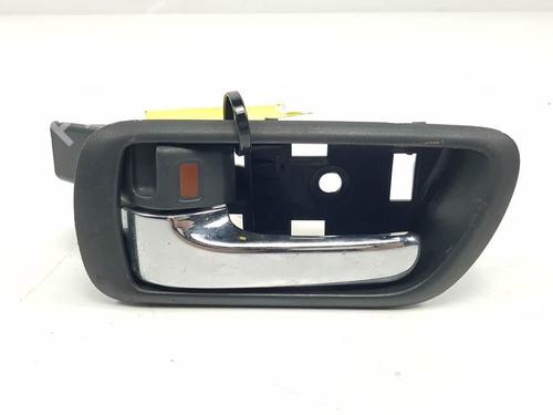 Used Front left interior door handle Front left interior door handle TOYOTA COROLLA Verso (ZER_, ZZE12_, R1_) 1.8 (ZNR11_, ZNR11R) (129 hp) 17973842 17973842