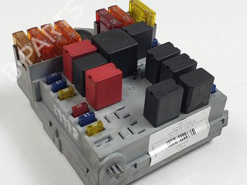 Fuse box ALFA ROMEO 159 (939_) 1.9 JTDM 16V (939AXC1B, 939AXC12) | BP28068971E1 - Image 1
