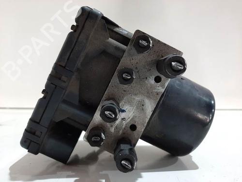 Used ABS pump JAGUAR S-TYPE II (X200) 3.0 V6 (238 hp) 6862659