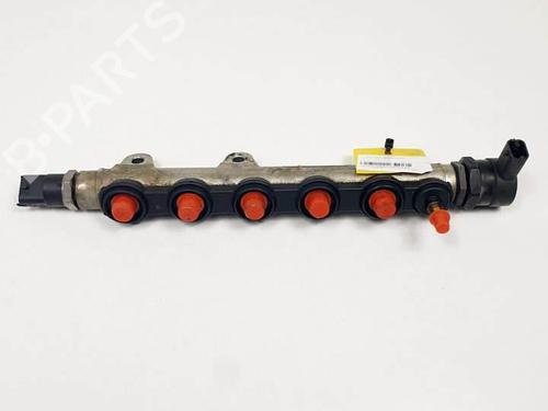 Used Injection rail Injection rail RENAULT MEGANE II Saloon (LM0/1_) [2003-2026] 17647029 17647029
