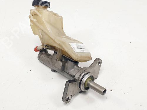 brake-master-cylinder-toyota-corolla-_e12_-2001-2002-2003-2004-2005-2006-2007-2008-29965009 main image