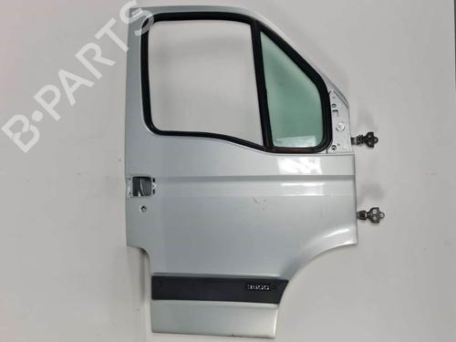 Used Right front door Right front door 8066672 8066672
