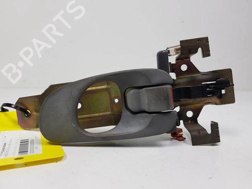 Used Front right interior door handle Front right interior door handle 12393944 12393944