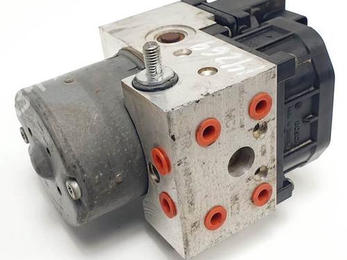 Used ABS pump TOYOTA COROLLA (_E12_) 1.6 VVT-i (ZZE121_, ZZE121R) (110 hp) 17869754