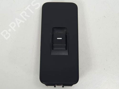Used Right rear window switch LAND ROVER DISCOVERY III (L319) 2.7 TD 4x4 (190 hp) 6847388