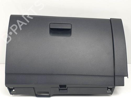 Used Glove box Glove box SEAT ARONA (KJ7, KJP) 1.0 TSI (95 hp) 24990560 24990560