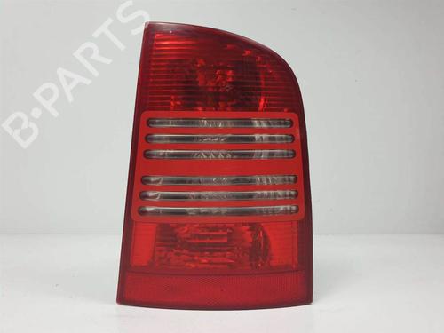 Højre baglygte Højre baglygte SKODA OCTAVIA I Combi (1U5) 1.9 TDI (110 hp) 10910806 10910806