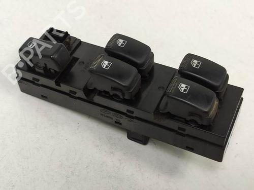 Used Left front window switch KIA SPORTAGE II (JE_, KM_) 2.0 CRDi (113 hp) 10087913