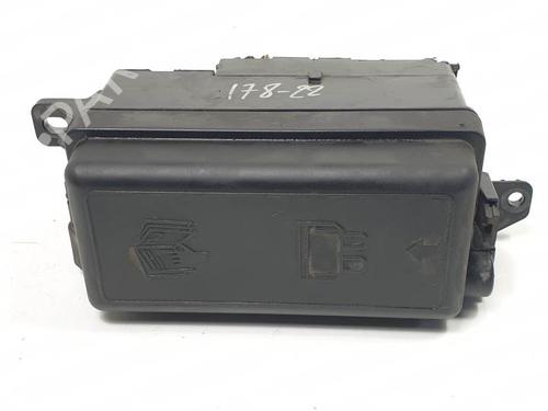 Used Fuse box MINI MINI Roadster (R59) Cooper SD (143 hp) 9226574