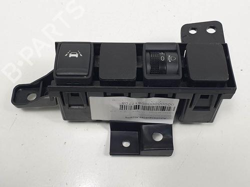 Used Switch Switch NISSAN QASHQAI II (J11, J11_) 1.2 DIG-T (115 hp) 11937007 11937007
