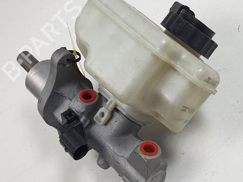 brake-master-cylinder-vw-golf-v-1k1-2003-2004-2005-2006-2007-2008-2009-2010-28388590 main image
