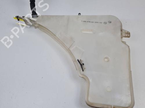 Used Windscreen washer tank Windscreen washer tank 37669084 37669084