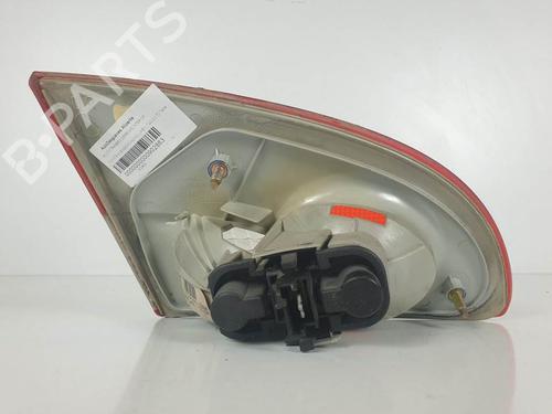 Used Right tailgate light Right tailgate light TOYOTA AVENSIS Estate (_T22_) 2.0 TD (CT220_, CT220R) (90 hp) 13704089 13704089