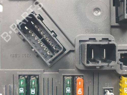 Fuse box PEUGEOT 206+ (2L_, 2M_) 1.4 HDi eco 70 | BP29875240E1