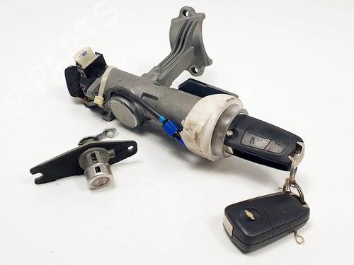 Used Electronic module Electronic module CHEVROLET CAPTIVA (C100, C140) 2.2 D (163 hp) 16904881 16904881