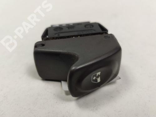 Interrupteur de vitre avant droite RENAULT SCÉNIC I MPV (JA0/1_, FA0_) 1.9 dCi (JA05, JA1F) (102 hp) 9966607