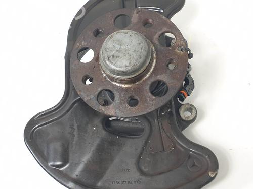 Used Left front steering knuckle Left front steering knuckle MERCEDES-BENZ C-CLASS (W204) C 220 CDI (204.002) (170 hp) 25144206 25144206