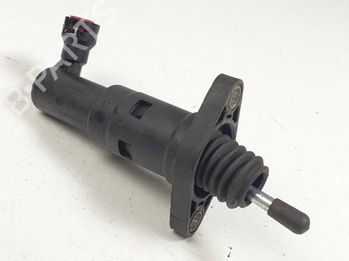 Clutch slave cylinder VW CADDY V Box Body/MPV (SBA, SBH) 2.0 TDi | BP29849929M113