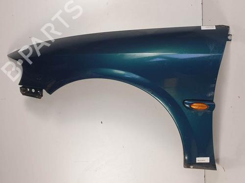 Guarda-lamas esquerdo Guarda-lamas esquerdo OPEL VECTRA B Estate (J96) 2.0 i 16V (F35) (136 hp) 13248938 13248938