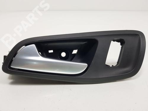 Used Front left interior door handle Front left interior door handle FORD KUGA II (DM2) 2.0 TDCi 4x4 (180 hp) 8491121 8491121