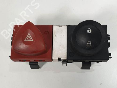 Warnblinkschalter für Warnblinkschalter RENAULT MEGANE II Coupé-Cabriolet (EM0/1_) 1.9 dCi (120 hp) 6848999 6848999