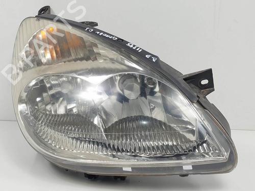Used Right headlight Right headlight CITROËN C5 I (DC_) 2.0 HDi (DCRHZB, DCRHZE) (109 hp) 12388032 12388032