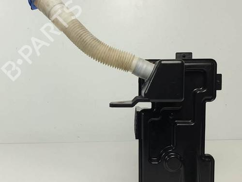 windscreen-washer-tank-vw-tiguan-5n_-2007-2008-2009-2010-2011-2012-2013-2014-2015-2016-2017-2018-25295360 main image