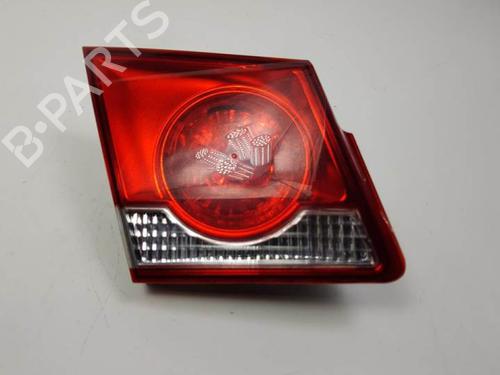 Venstre baklys, luke CHEVROLET CRUZE (J300) 2.0 CDI (150 hp) 11722469