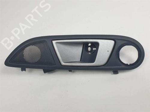 Venstre foran invendig håndtak FORD FIESTA VI (CB1, CCN) 1.4 TDCi (70 hp) 10686574