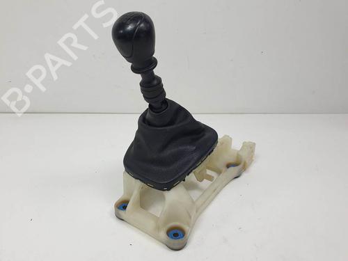 Used Gear lever HYUNDAI i30 Estate (FD) 1.6 CRDi (90 hp) 11335257