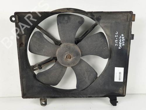 Used Radiator fan Radiator fan DAEWOO NUBIRA Saloon (J100) 1.6 16V (106 hp) 6844485 6844485