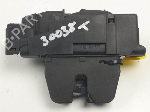 Used Tailgate lock OPEL CROSSLAND X / CROSSLAND (P17, P2QO) 1.2 (75) (131 hp) 24340900