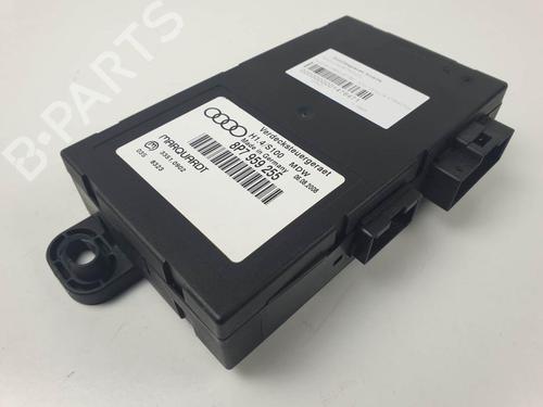Used Electronic module AUDI A3 Convertible (8P7) 1.9 TDI (105 hp) 24989745