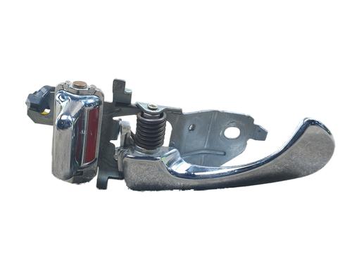 Used Front left interior door handle Front left interior door handle 37237632 37237632