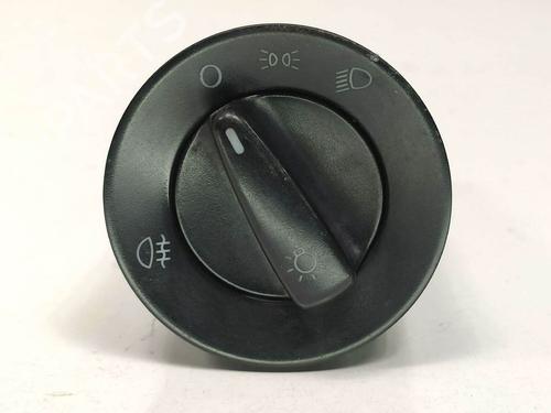 Used Headlight switch Headlight switch VW NEW BEETLE (9C1, 1C1) 2.0 (115 hp) 8111329 8111329