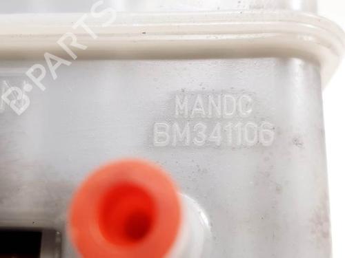 Brake master cylinder KIA SPORTAGE II (JE_, KM_) 2.0 CRDi | BP24932892M77 