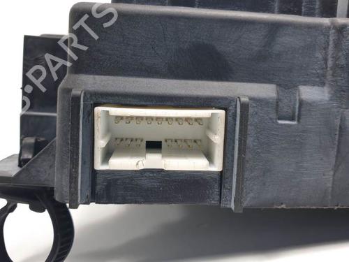 Fuse box PEUGEOT 4007 (VU_, VV_) 2.2 HDi | BP24989984E1 