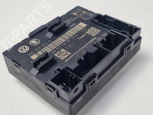 Used Electronic module Electronic module SKODA SUPERB II (3T4) 2.0 TDI (170 hp) 34534407 34534407