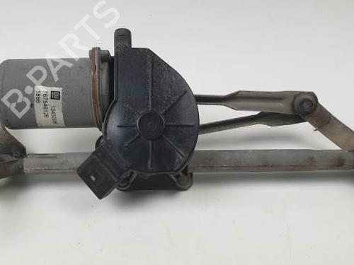 Used Front wiper motor OPEL CORSA E (X15) 1.3 CDTI (08, 68) (95 hp) 29245741