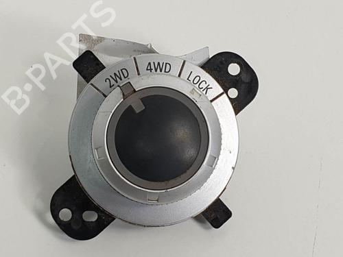 Used Switch Switch MITSUBISHI OUTLANDER II (CW_W) 2.2 DI-D 4WD (156 hp) 6891838 6891838