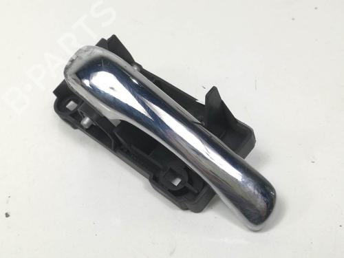 Used Rear right interior door handle Rear right interior door handle ALFA ROMEO 147 (937_) 1.9 JTDM 8V (937.AXD1A, 937.AXU1A, 937.BXU1A) (120 hp) 8959815 8959815