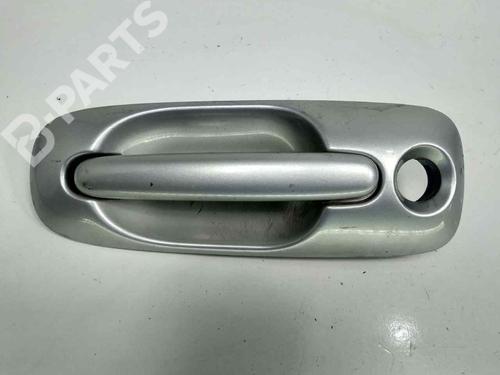 Used Front left exterior door handle Front left exterior door handle CHRYSLER VOYAGER IV (RG, RS) 2.8 CRD (150 hp) 8269473 8269473